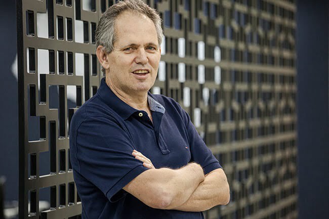 “Trouxemos uma profissionalização para o pequeno empresário que não existia no Brasil nem no mundo”, diz presidente da Febrafar