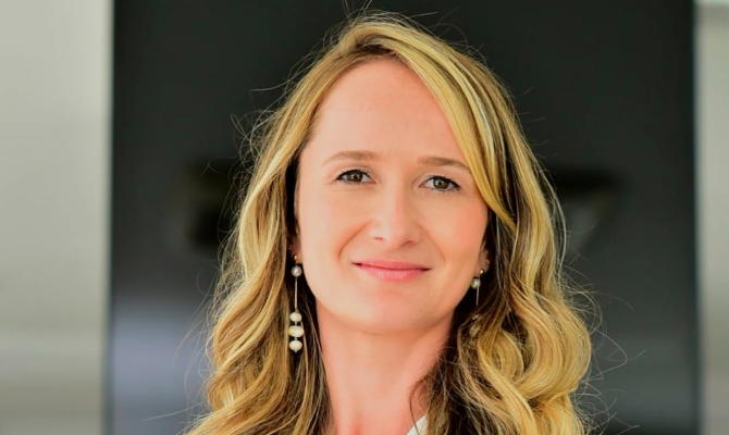 Izabelle Gindri, cofundadora e CEO da bio meds Brasil.